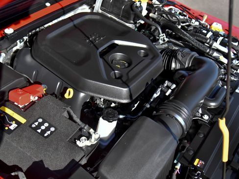 Used 2025 Jeep Wrangler Sahara image 48