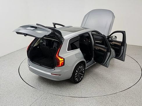 Certified 2026 Volvo XC90 B6 Plus AWD/4WD image 41