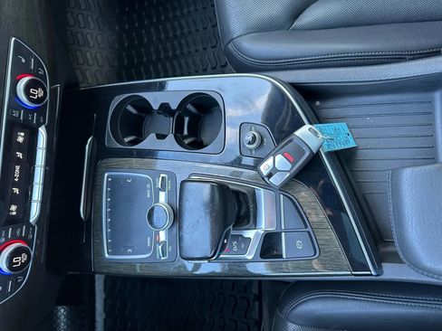 Used 2017 Audi Q7 3.0T Prestige image 36