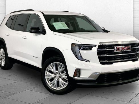 Used 2024 GMC Acadia Elevation AWD/4WD image 1