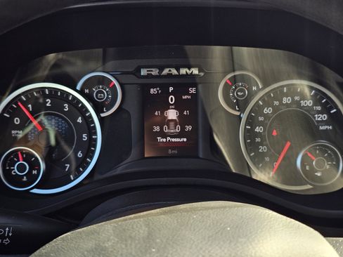 New 2026 RAM 1500 Express image 11