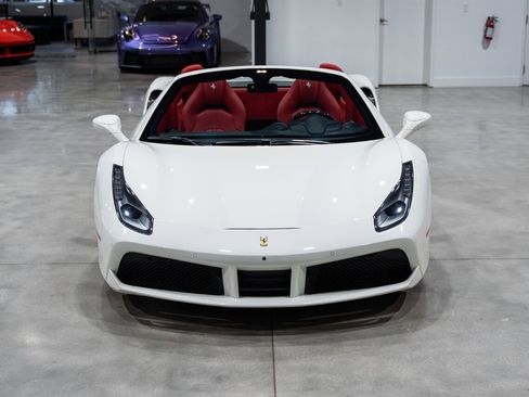Used 2018 Ferrari 488 Spider image 10