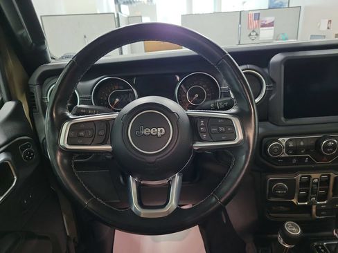 Used 2020 Jeep Gladiator Overland w/ Popular Equipment Package AWD/4WD image 30