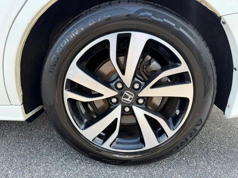 Used 2019 Honda Odyssey Elite image 43