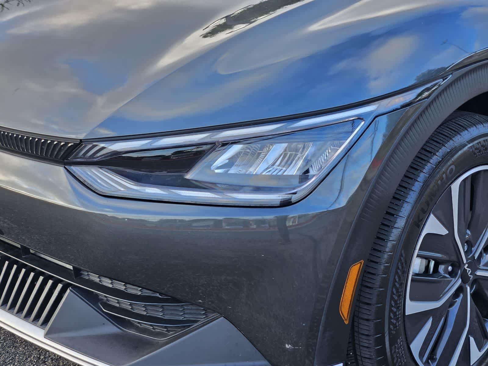 Certified 2024 Kia EV6 Light AWD/4WD image 7