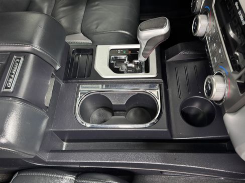 Used 2018 Toyota Tundra Limited w/ Limited Premium Package image 13