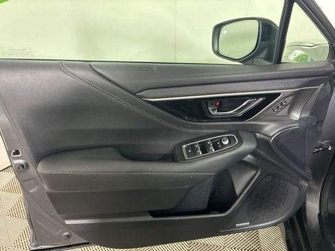 Used 2022 Subaru Outback Limited image 14
