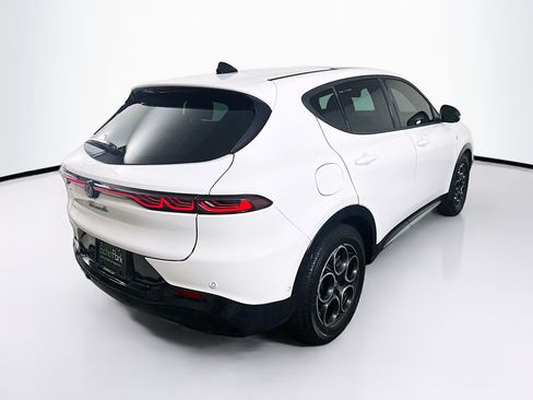Used 2024 Alfa Romeo Tonale Ti w/ Active Assist Package AWD/4WD image 9