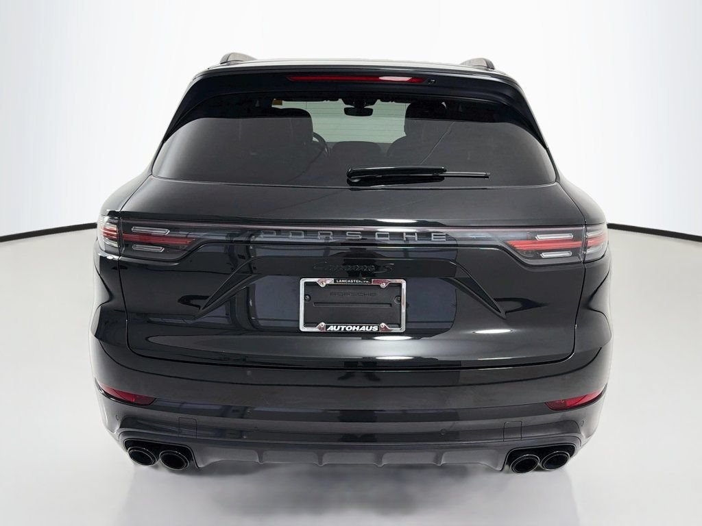 Certified 2023 Porsche Cayenne S AWD/4WD image 10