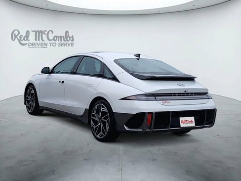 Used 2024 Hyundai Ioniq 6 Limited RWD image 3