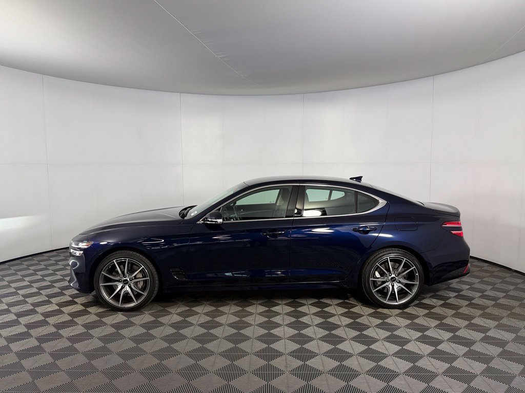 Used 2026 Genesis G70 2.5T RWD image 9
