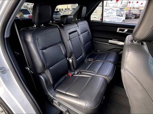 Certified 2023 Ford Explorer XLT w/ Equipment Group 202A image 23