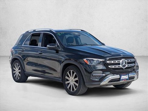 Used 2025 Mercedes-Benz GLE 350 4MATIC image 3