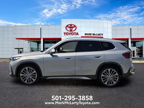 Used 2025 BMW X1 xDrive28i w/ Technology Package AWD/4WD image 2