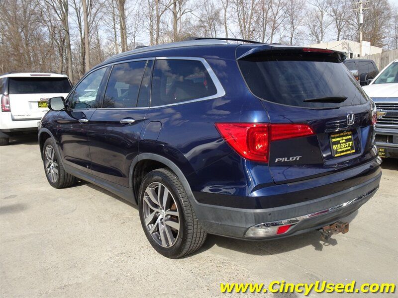 Used 2017 Honda Pilot Touring image 8