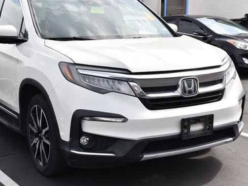 Used 2019 Honda Pilot Touring image 2