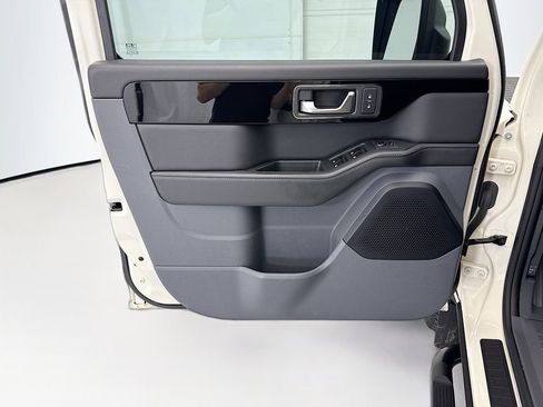 Used 2024 INEOS Grenadier AWD/4WD image 22