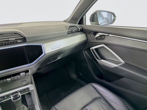 Used 2023 Audi Q3 2.0T Premium image 31