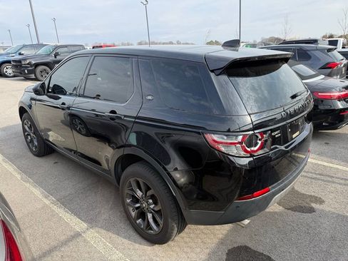 Used 2019 Land Rover Discovery Sport image 3