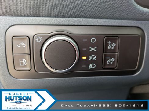 New 2025 Ford Maverick XL image 22