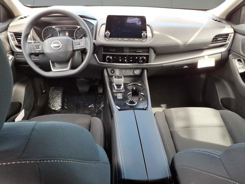 Used 2026 Nissan Rogue S AWD/4WD image 9