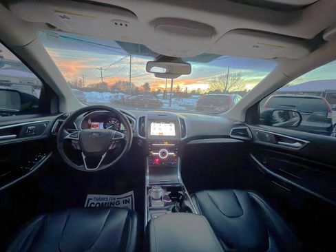 Used 2019 Ford Edge Titanium w/ Equipment Group 301A image 15