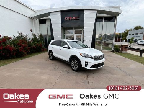 Used 2019 Kia Sorento EX image 1