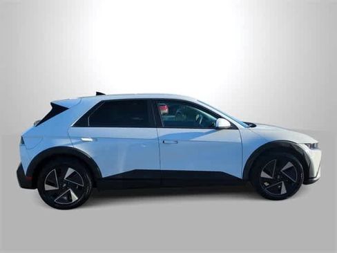 Certified 2026 Hyundai Ioniq 5 SEL image 9