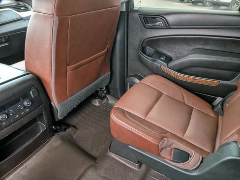Used 2019 Chevrolet Suburban Premier w/ Premier Plus Edition AWD/4WD image 29