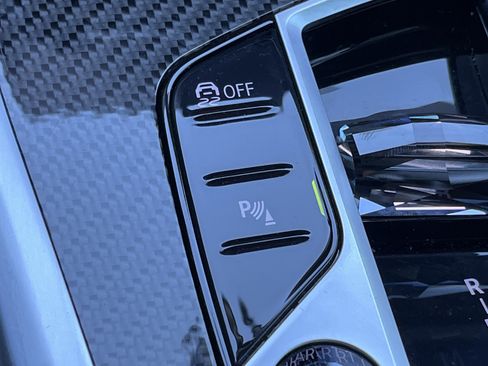 Used 2026 BMW X6 M60i image 10