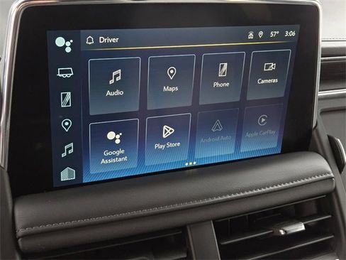 Used 2024 Chevrolet Suburban LT image 24