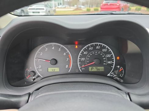 Used 2013 Toyota Corolla L image 16