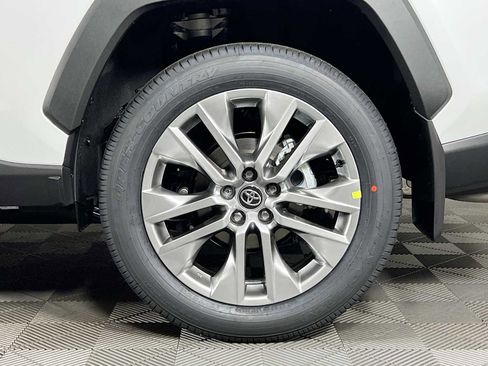 New 2025 Toyota RAV4 XLE Premium image 20
