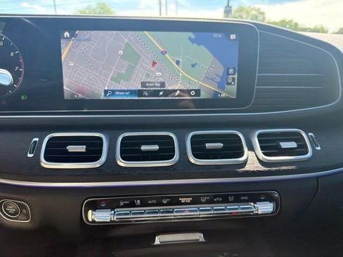 Used 2022 Mercedes-Benz GLE 350 4MATIC w/ Premium Package image 29