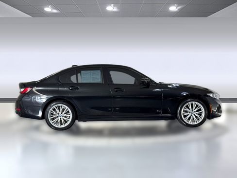 Used 2023 BMW 330i Sedan w/ Parking Assistance Package RWD image 7