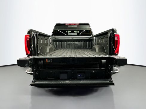 Used 2025 GMC Sierra 3500 Denali Ultimate AWD/4WD image 29