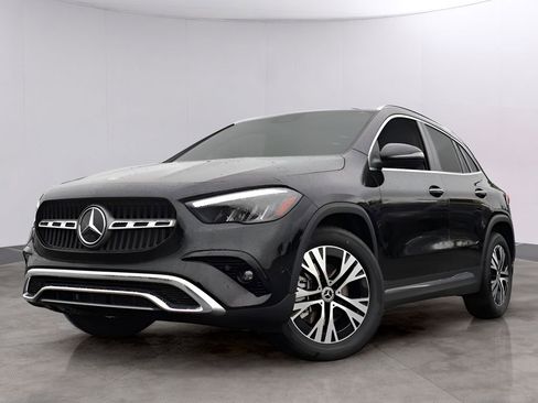 Used 2025 Mercedes-Benz GLA 250 4MATIC image 2