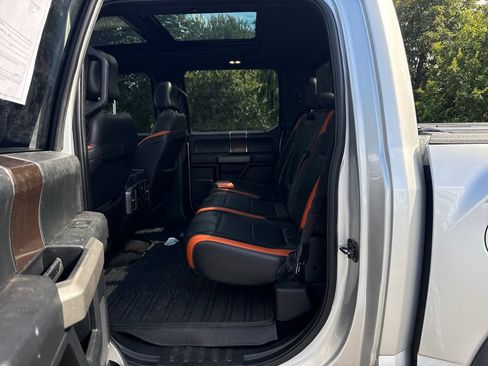Used 2017 Ford F150 Raptor w/ Equipment Group 802A Luxury AWD/4WD image 9