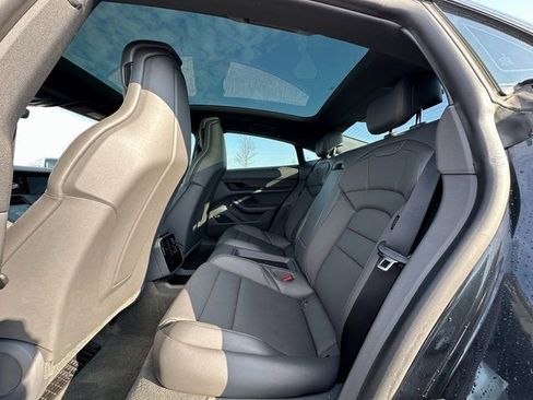 Used 2020 Porsche Taycan 4S image 21