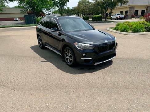 Used 2018 BMW X1 xDrive28i AWD/4WD image 7