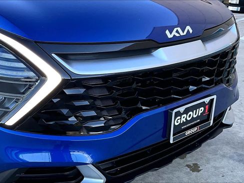 Used 2024 Kia Sportage EX image 29