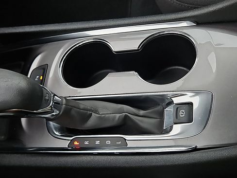 Used 2023 Chevrolet Malibu LT w/ Driver Confidence Package image 24