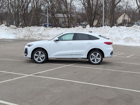 New 2025 Audi Q5 Premium Plus image 3