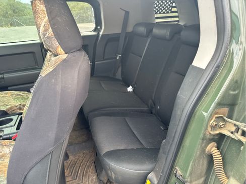 Used 2010 Toyota FJ Cruiser 4WD image 10