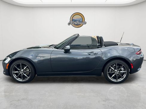 Used 2016 MAZDA MX-5 Miata Grand Touring RWD image 26