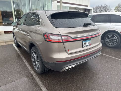Used 2021 Lincoln Nautilus Reserve w/ Equipment Group 201A AWD/4WD image 3