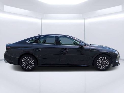 Used 2024 Hyundai Sonata Limited FWD image 38
