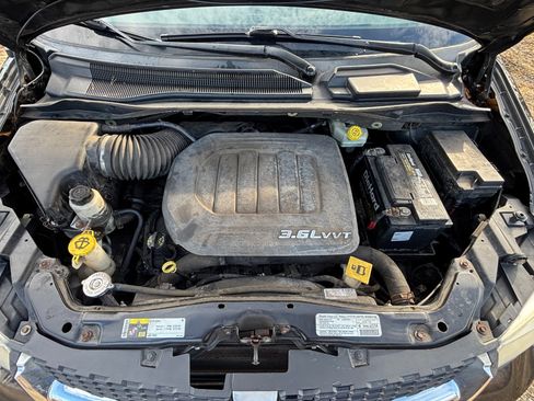 Used 2013 Dodge Grand Caravan SE image 9