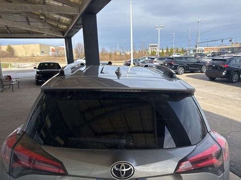 Used 2016 Toyota RAV4 Limited image 6