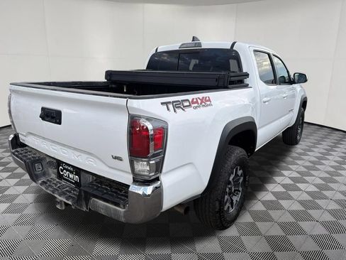 Used 2023 Toyota Tacoma TRD Off-Road AWD/4WD image 7